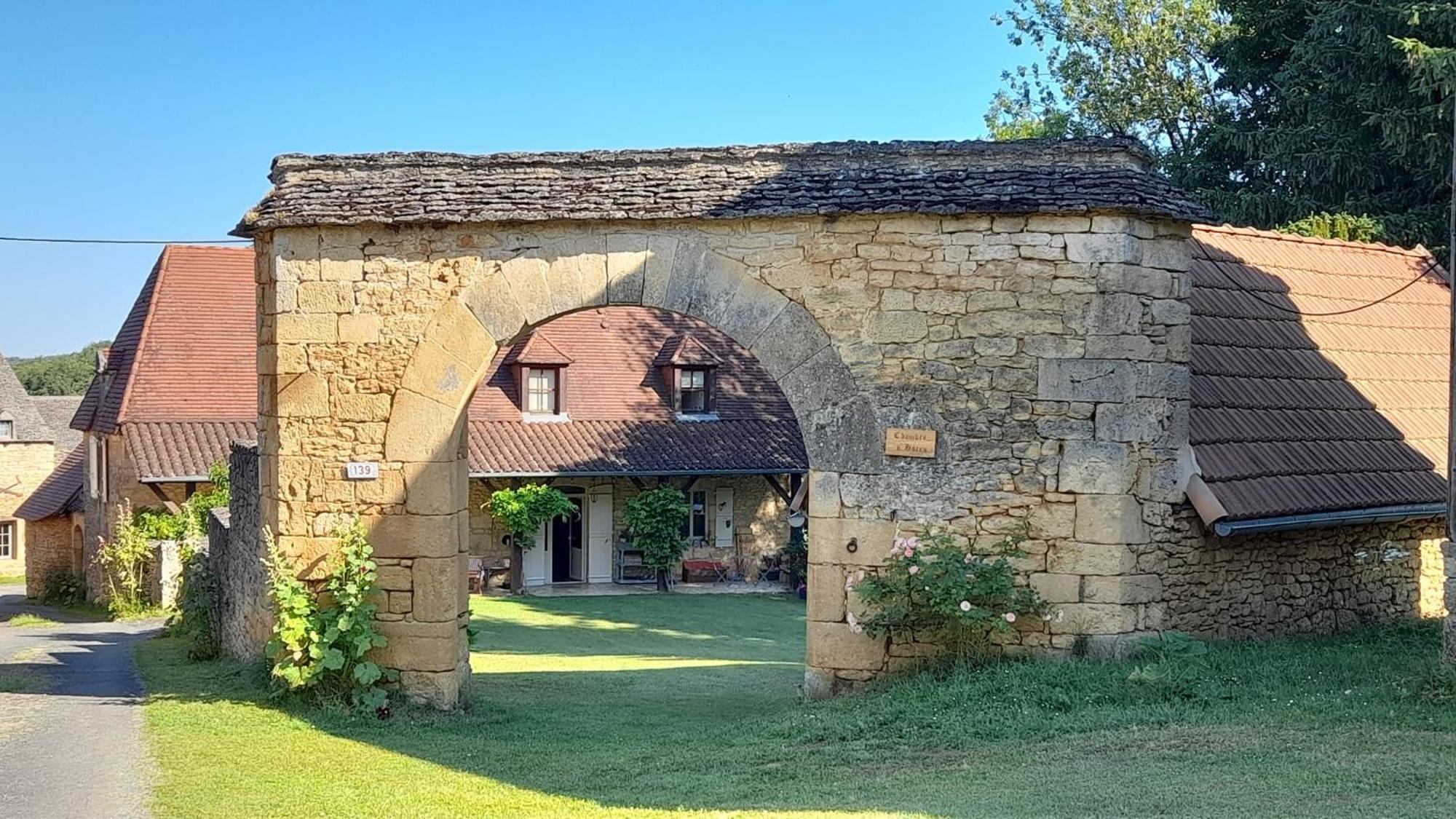 Saint-Amand-de-Coly Chambre D'Hotes Lasserre المظهر الخارجي الصورة